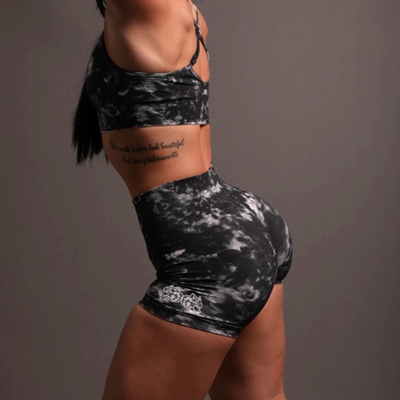 DARC SPORT BLACK MARBLE (EXTREMELY RARE PIECE) SHORTS - Picture 1 of 7